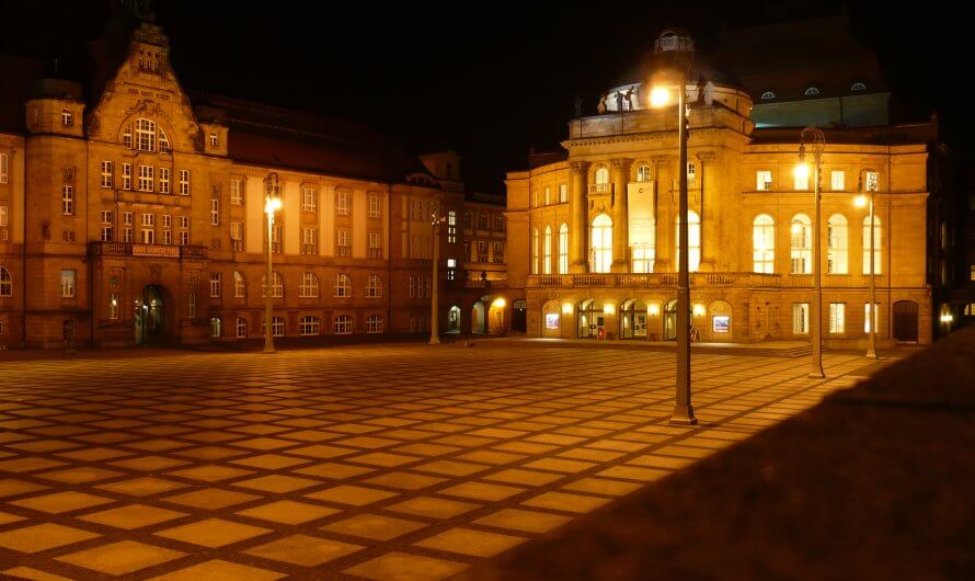 (abgesagt) Sonntag, 18 Uhr Aktionsabschlussfeier auf dem Theaterplatz