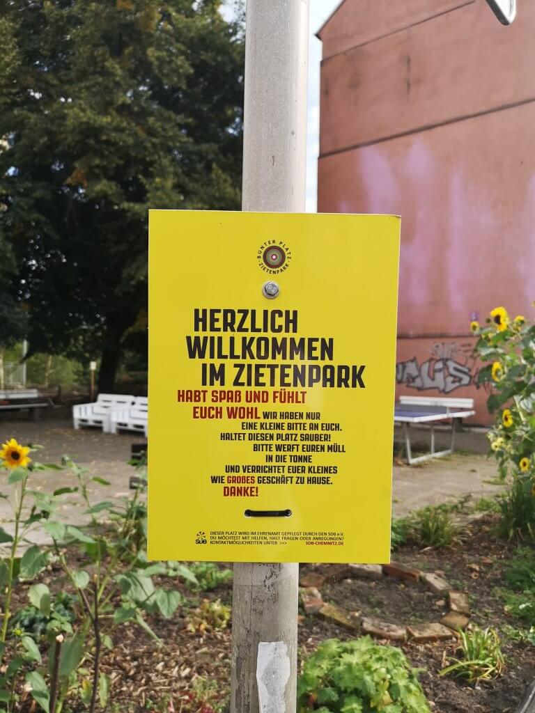 Hinweisschild im Zietenpark