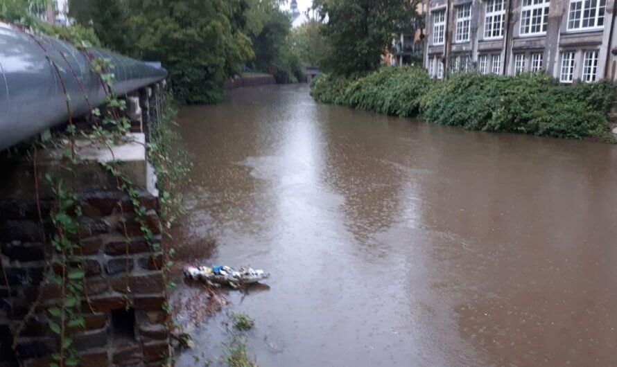 Was ist mittlerweile auf dem Fluss passiert?